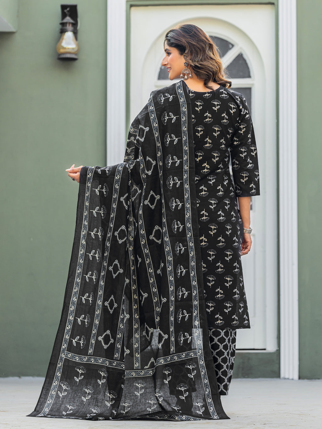 Fully Stiched Cotton  Kurti Pant Dupatta
