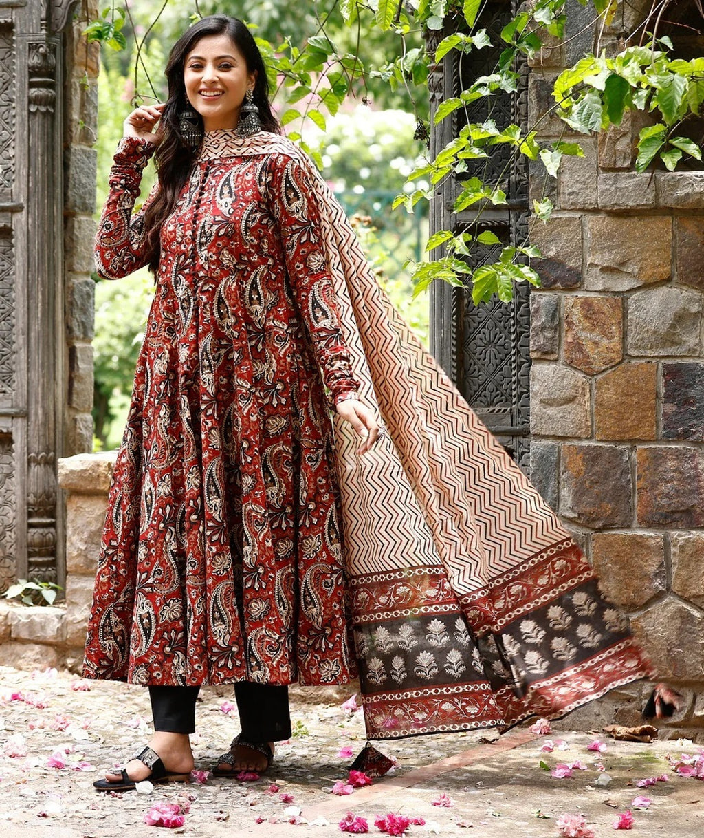 Fully Stiched Rayon Printed Kurti Pant Dupatta