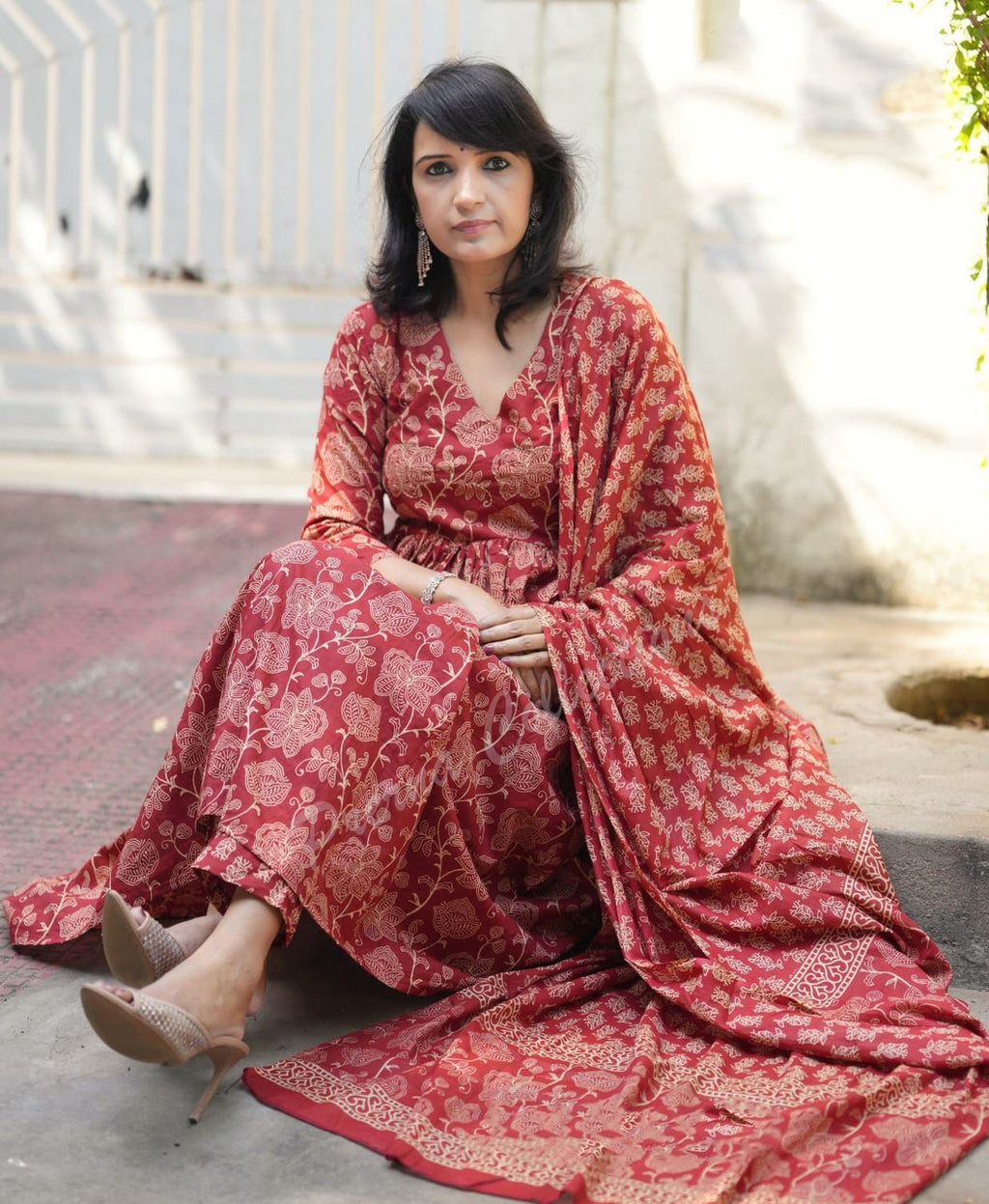 Fully Stiched Rayon Printed Kurti Pant Dupatta