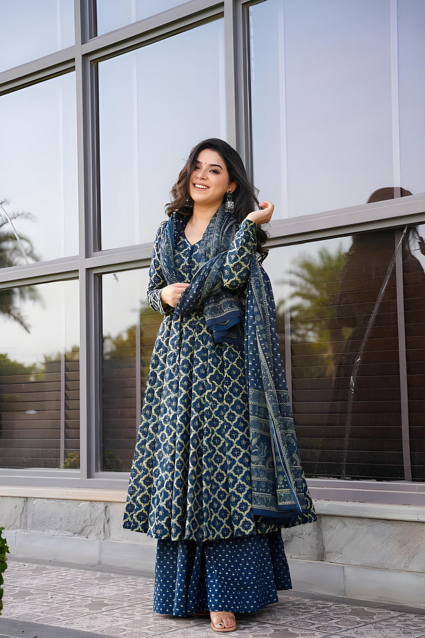Fully Stiched Rayon Printed Kurti Pant Dupatta
