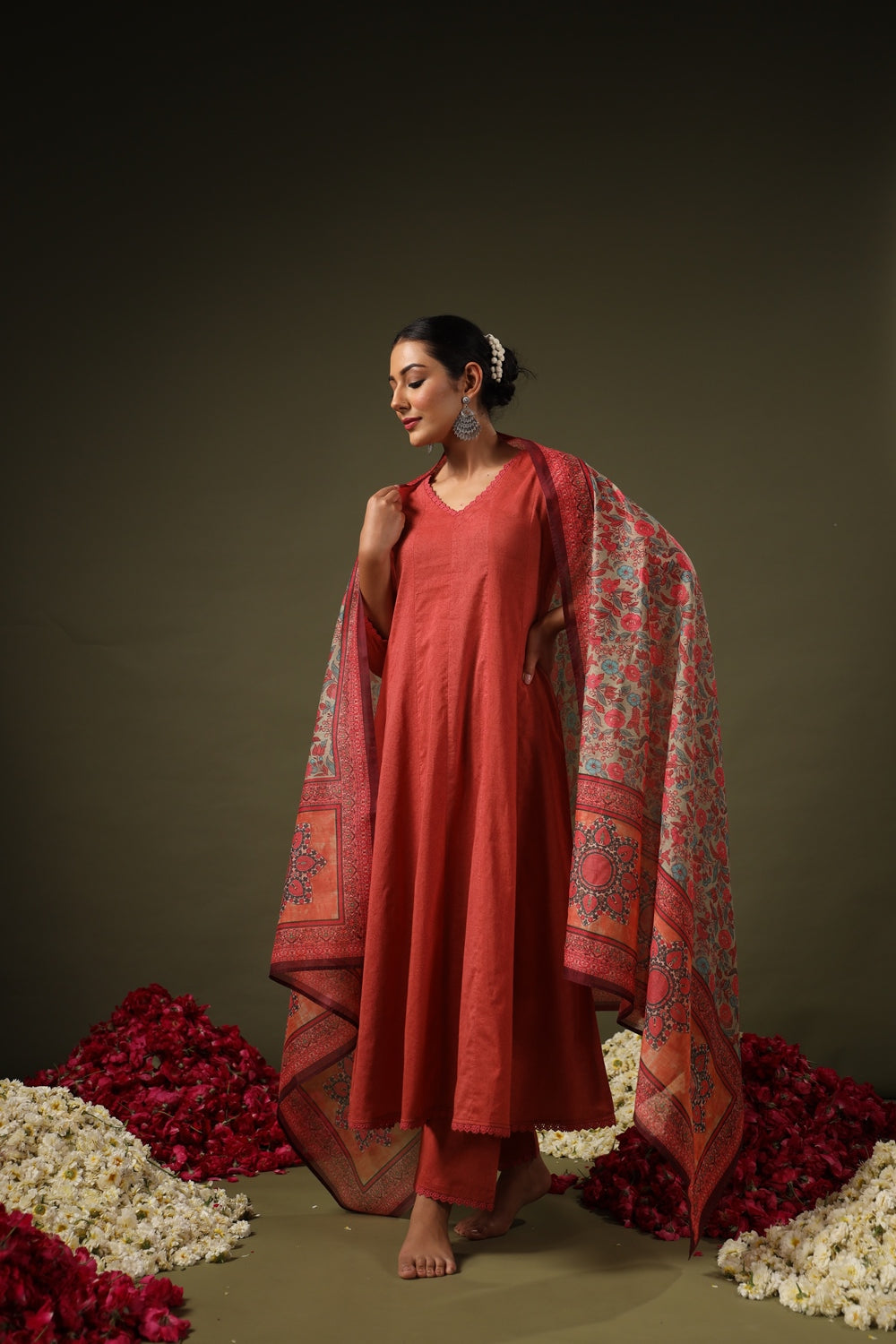 Fully Stiched Rayon Printed Kurti Pant Dupatta