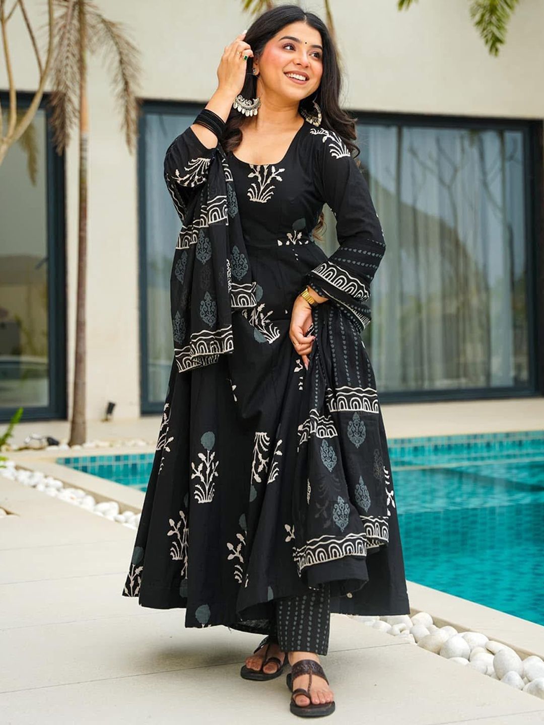 Fully Stiched Rayon Printed Kurti Pant Dupatta