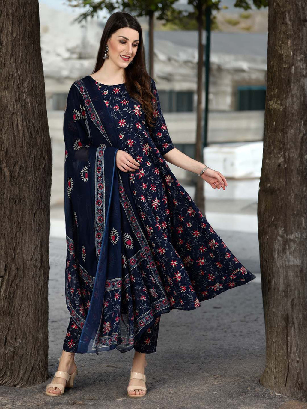 Fully Stiched Rayon Printed Kurti Pant Dupatta