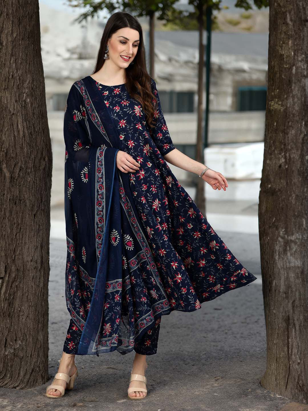 Fully Stiched Rayon Printed Kurti Pant Dupatta